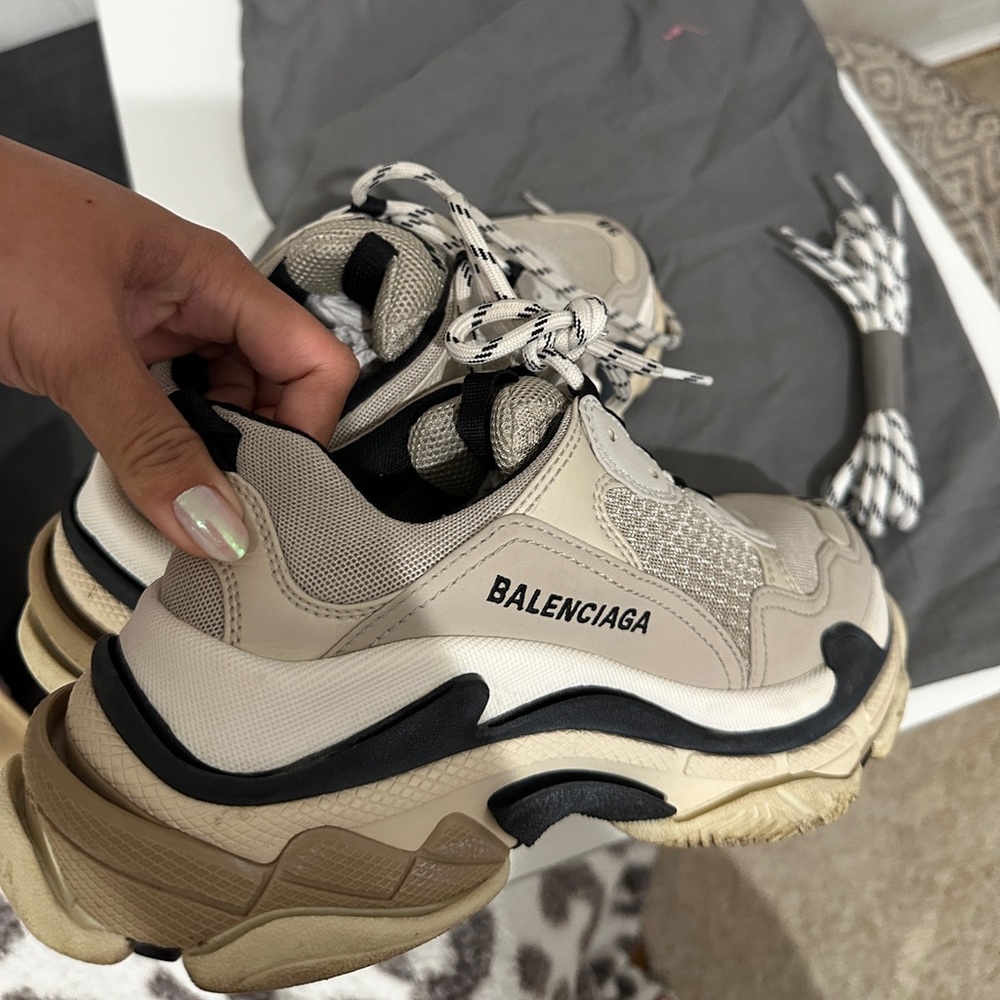 Triple S Balenciaga Sneakers